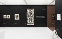 Tegn 1 - Udstillingen ”JÆRTEGN”
Randers Kunstmuseum 2024
En Hybridudstilling udført af Julie Nord bestående af en Total-Installering af udvalgte værker fra Museets samling, sammen med egne værker i udvalg fra 1999-2024. Tegn 1 - Udstillingen ”JÆRTEGN”
Randers Kunstmuseum 2024
En Hybridudstilling udført af Julie Nord bestående af en Total-Installering af udvalgte værker fra Museets samling, sammen med egne værker i udvalg fra 1999-2024.